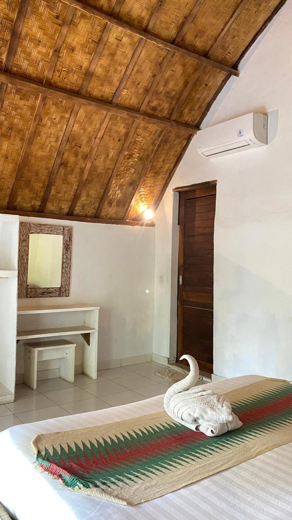Gelih Bungalow Nusa Penida Batununggul Exteriör bild